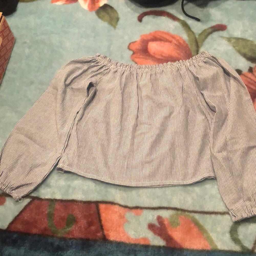John halt off the shoulder blouse one size